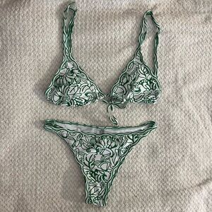 Green patterned bikini